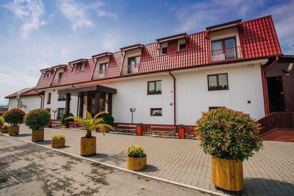 Pensiunea Terra Bistriţa Exterior foto